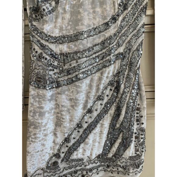 UO Kimchi Blue Gray Holiday Velvet Chandelier Sequin Beaded Mini Dress Sz Small - Picture 3 of 10
